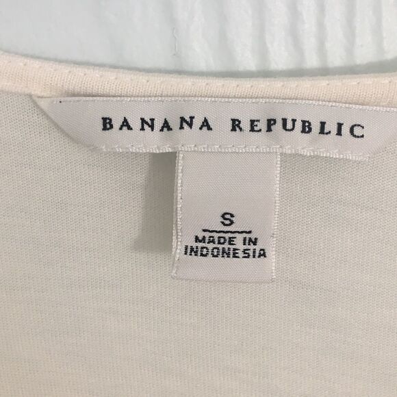 Banana Republic small, ivory, rayon top - Picture 5 of 7